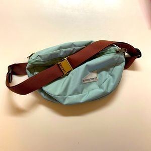 No Reception Club The Getaway Sidekick Bag